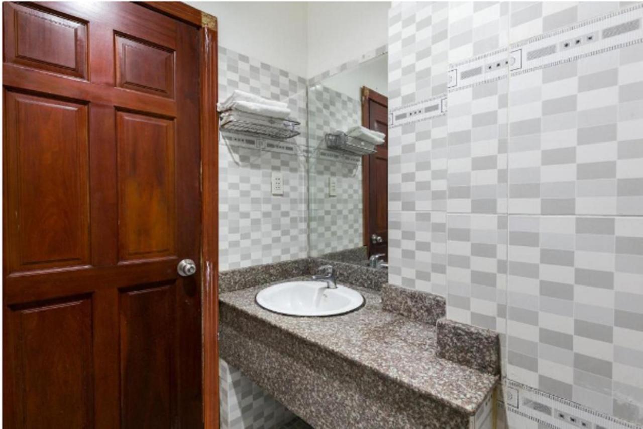 Oyo 1117 Ngoc Lan Motel Hue Εξωτερικό φωτογραφία